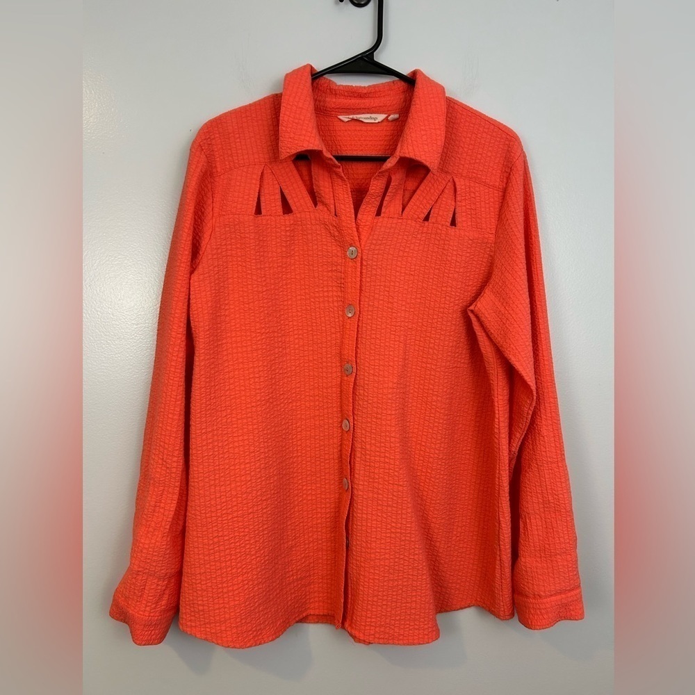 Soft Surroundings Neon Salmon Crinkle Button Down with Cut-outs Size Large